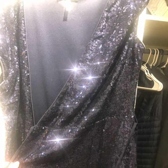 Navy Sequin wrap dress Sz L - Picture 7 of 10
